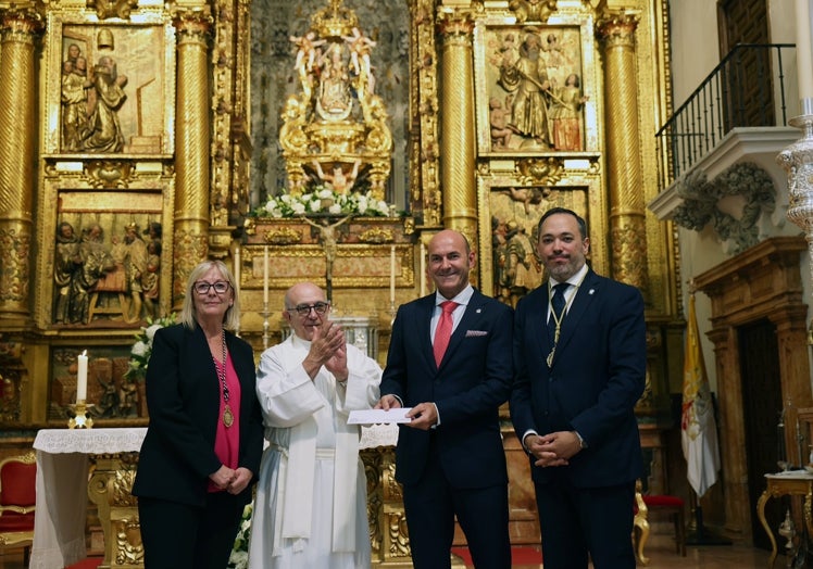 La Cofrad A Del Amor Inicia El Jubileo Por Su Centenario Con La